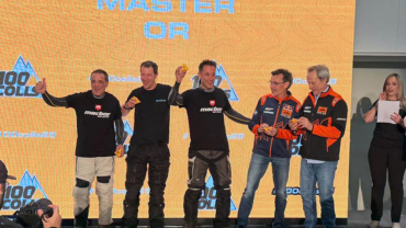 Gerard Farrés i equip al final de la 100 colls'25